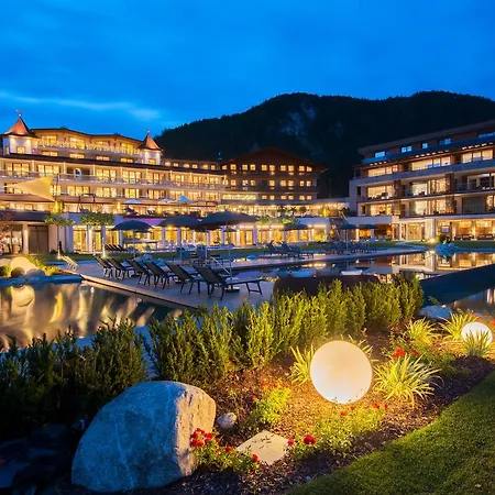 Hotel Kronblick-2