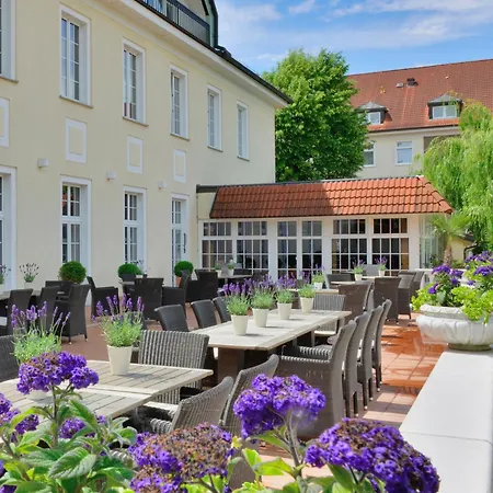 Hotel Der Lindenhof-3