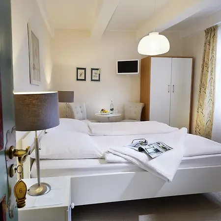 Hotel Gasthof Zu den Linden-2