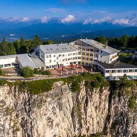 Panoramahotel Penegal-2