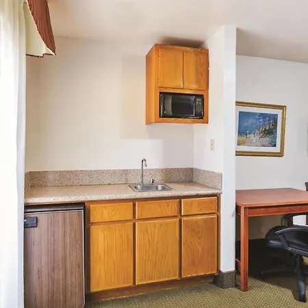 Baymont By Wyndham Tehachapi-3