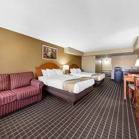 Quality Inn & Suites Sevierville - Pigeon Forge-3
