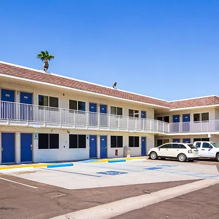 Motel 6 Mesa North-2
