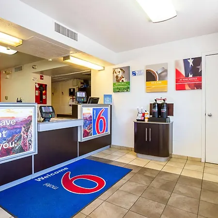 Motel 6 Mesa North-3