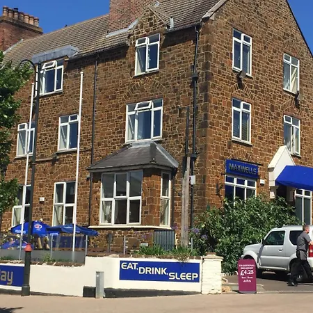 Marine Bar Pub With Rooms-2