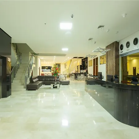 Hotel Dorado La 70-3