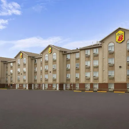 Super 8 By Wyndham Fort Nelson Bc-2