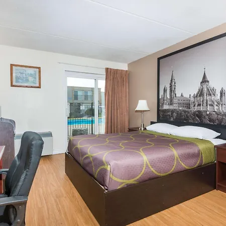 Super 8 By Wyndham Cambridge/Kitchener/Waterloo Area-3