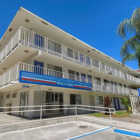 Motel 6-San Bernardino, Ca - North-3
