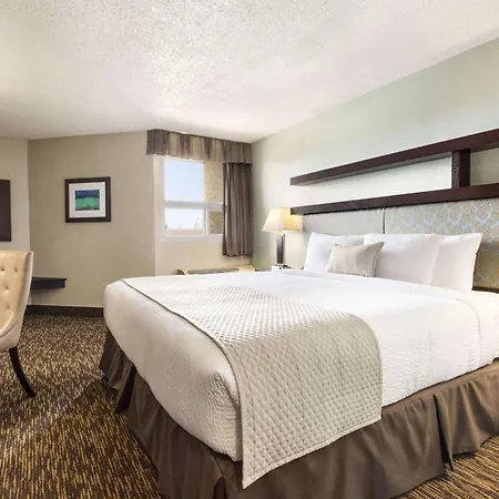 Days Inn By Wyndham Vermilion-3