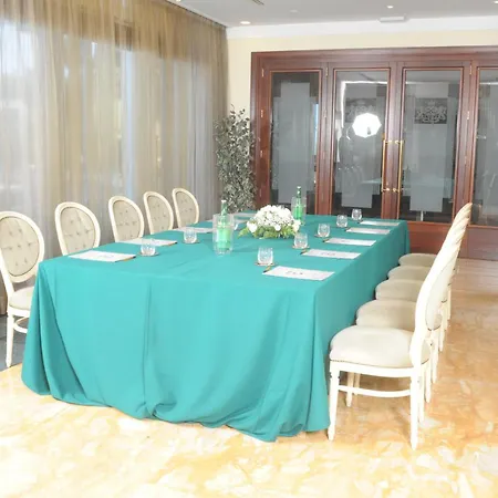 Lh Hotel Domus Caesari-3