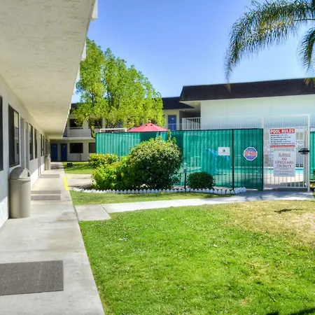 Motel 6 - Santa Nella, On I-5-2