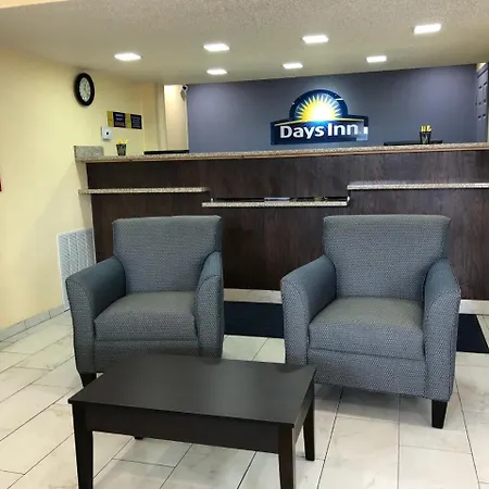 Days Inn By Wyndham Charles Town-3