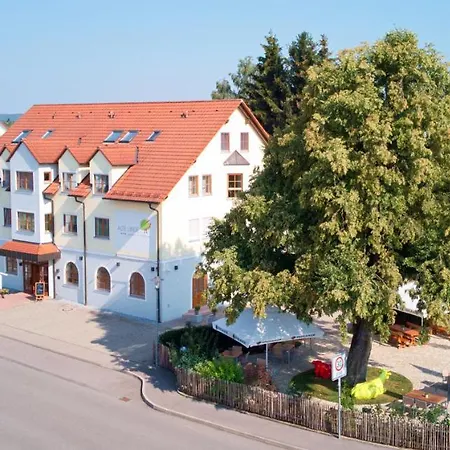Landhotel ALTE LINDE-2