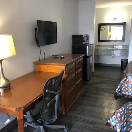 Magnolia Inn Laurens-3