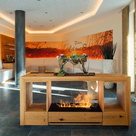 Hotel Garni Alpenjuwel Residenz-3