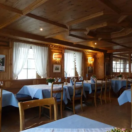 Kunsthotel Linde Garni-3