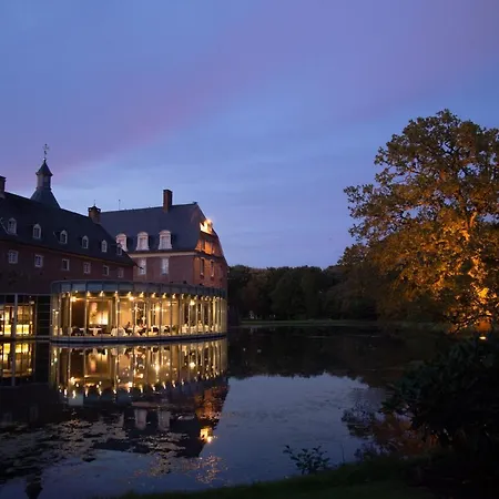 Romantik Parkhotel Wasserburg Anholt-2