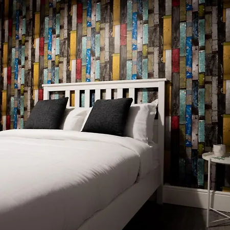 Rem Hotel-2