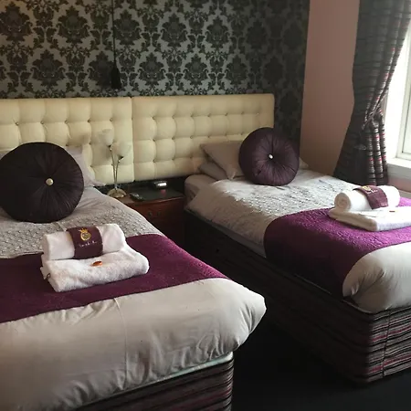 Grimscote Manor Hotel-3