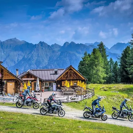 Grizzly Sport & Motorrad Resort-3