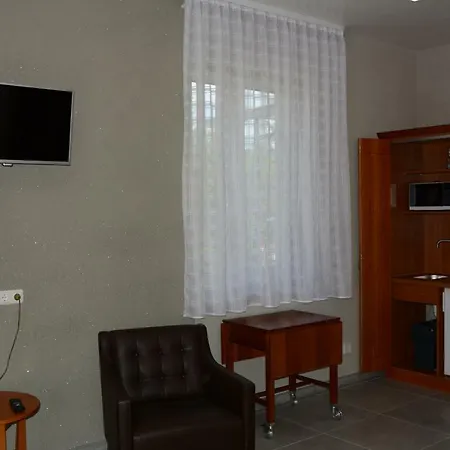 Alpina Home-2