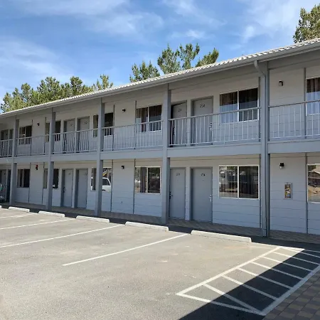Exchange Club Motel-3