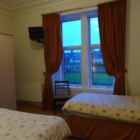 Aberdour Guest House-3