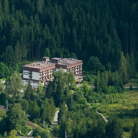 Alpenhotel Weitlanbrunn-3