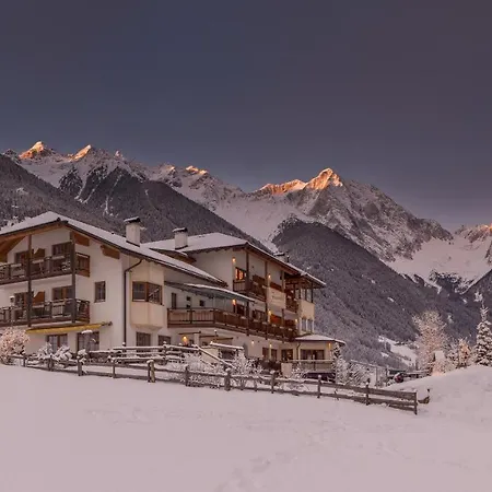 Berghotel Johanneshof-3