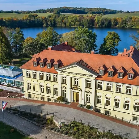 Seeschloss Schorssow-2