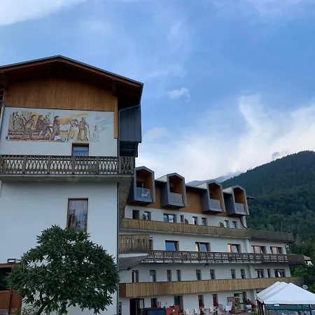 Albergo Croce d'Aune-2