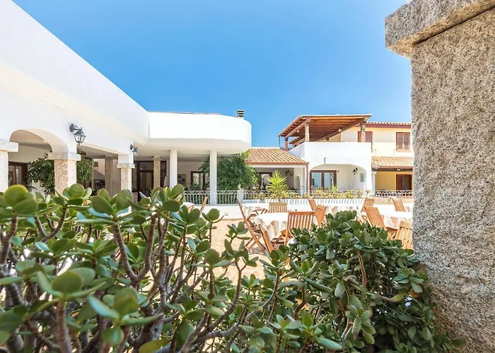 Hotel Bonsai San Teodoro 