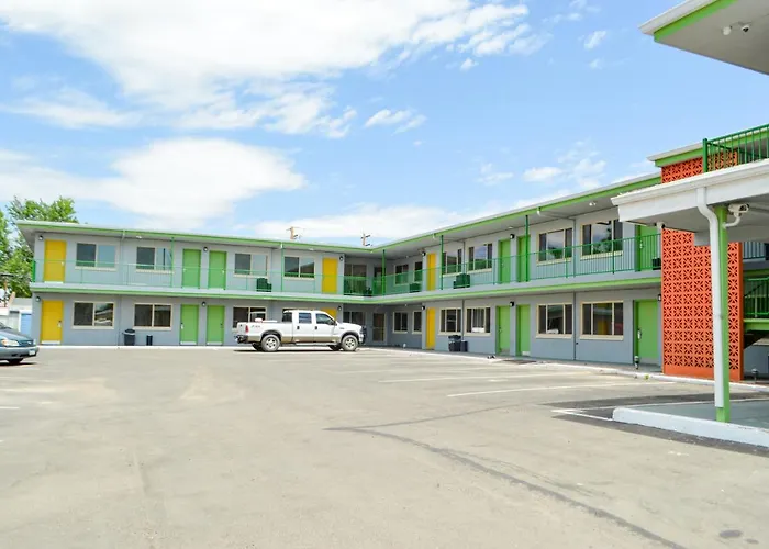 Greeley University Inn/ Greeley Inn