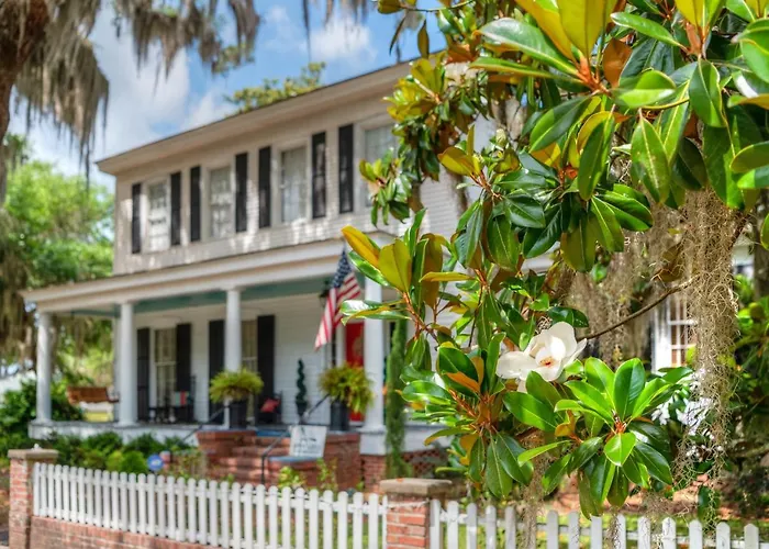 Open Gates Bed & Breakfast