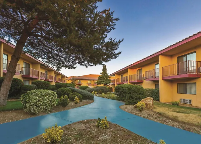 Baymont By Wyndham