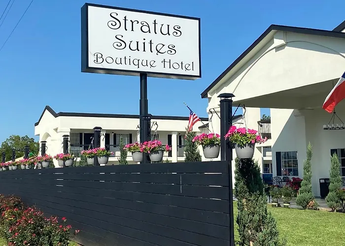 Stratus Suites Boutique Hotel