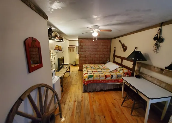 Jamesport Inn
