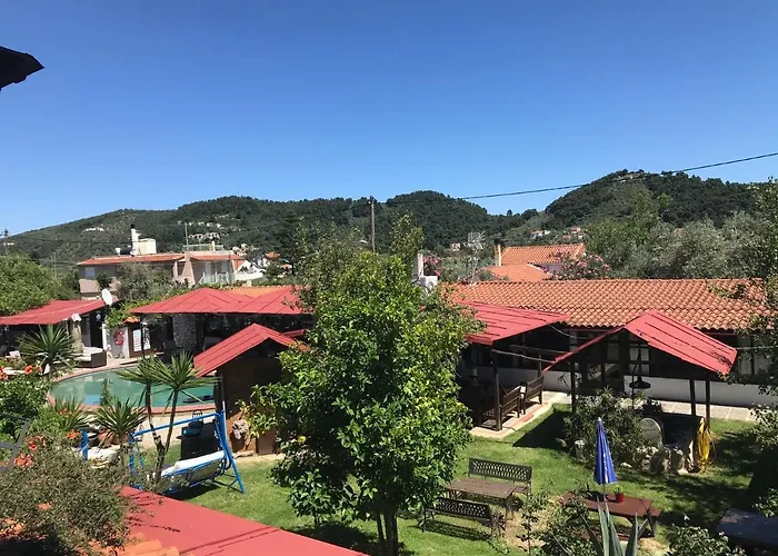Oasis Aparthotel Skiathos Town