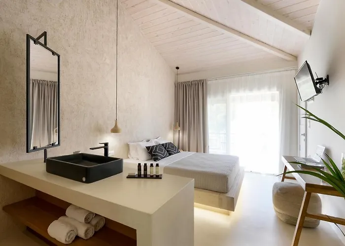 Karidi Beach Boutique Suites