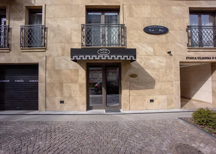 Hotel Lora