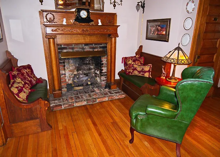 The Lion And The Rose Bed And Breakfast