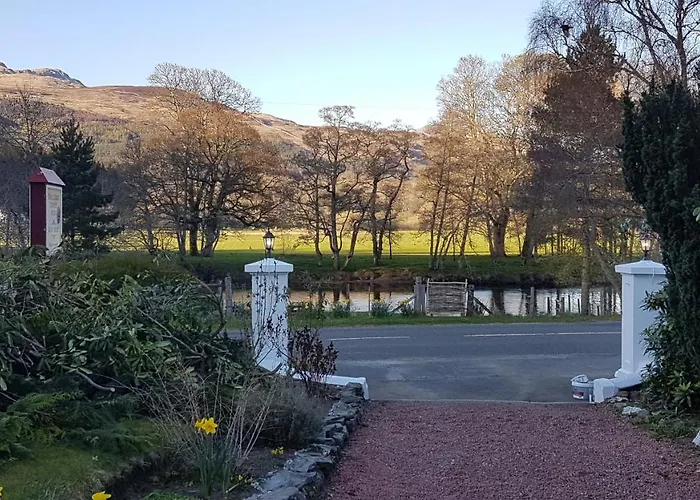 Dall Lodge Country House