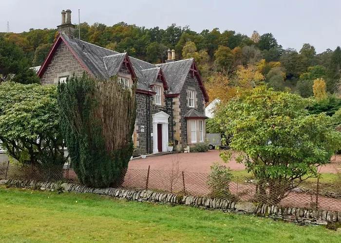Dall Lodge Country House