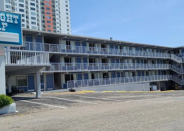 Oceanfront Twilight Surf Hotel