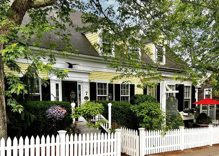 Inn At Cook Street