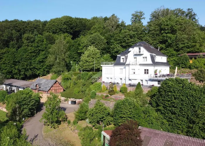 Hofgut Langenborn Wohnen auf Zeit möblierte Apartments Aschaffenburg Alzenau Frankfurt