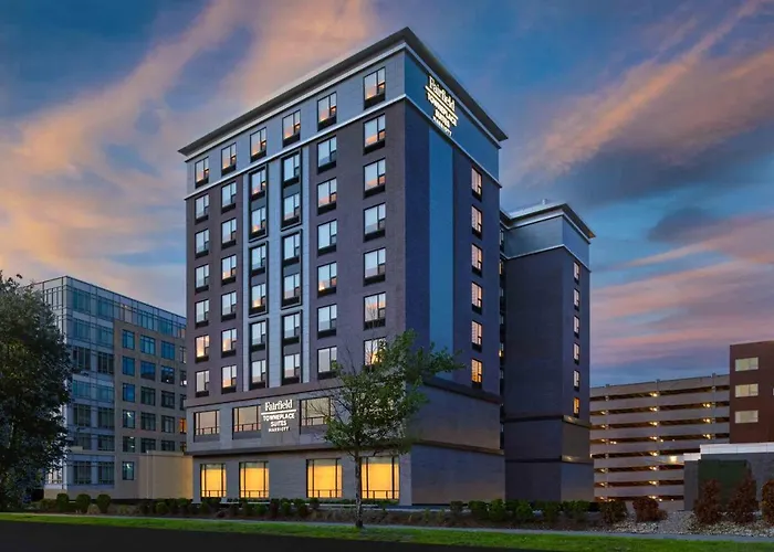 Fairfield By Marriott Inn & Suites Boston