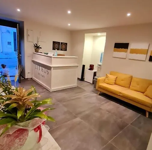 Lithos Rooms