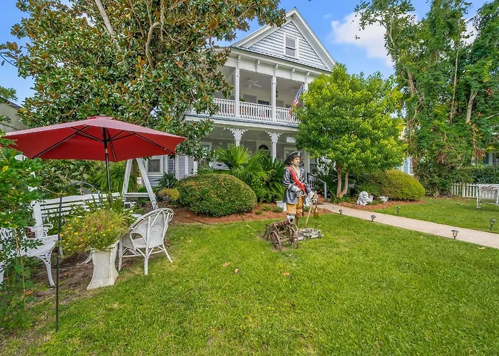 Goodbread House Bed And Breakfast